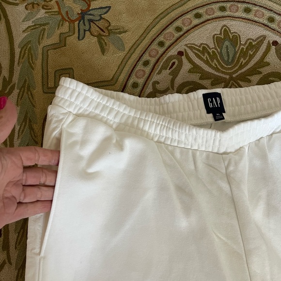 White Wide Leg GAP Sweatpants, XL - Picture 3 of 10